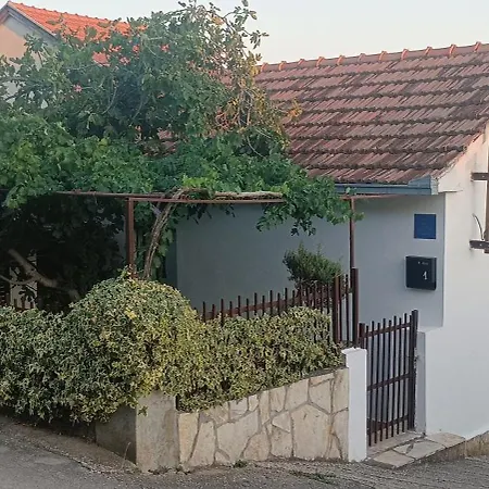 Ferienhaus Luminaria Solis Kuca Za Odmor Rogoznica (Sibenik-Knin)