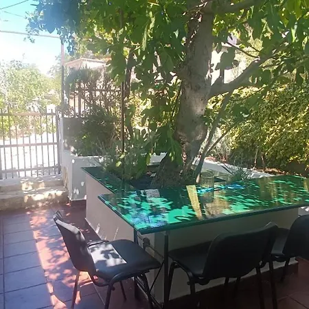 Luminaria Solis Kuca Za Odmor *